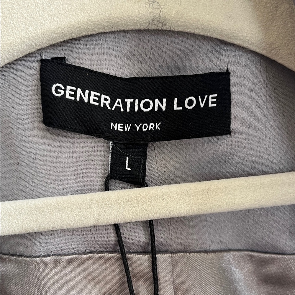 Generation Love Madison satin ruched sleeve blazer size large platinum grey - Picture 5 of 16